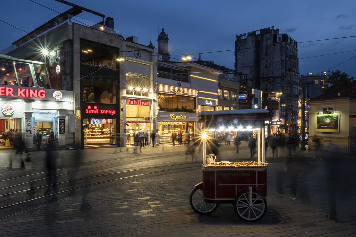Street Photography, An Enjoyable Occupation in Crowds